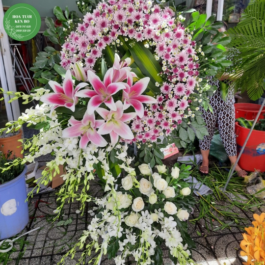Hoa chia buồn mẫu 17