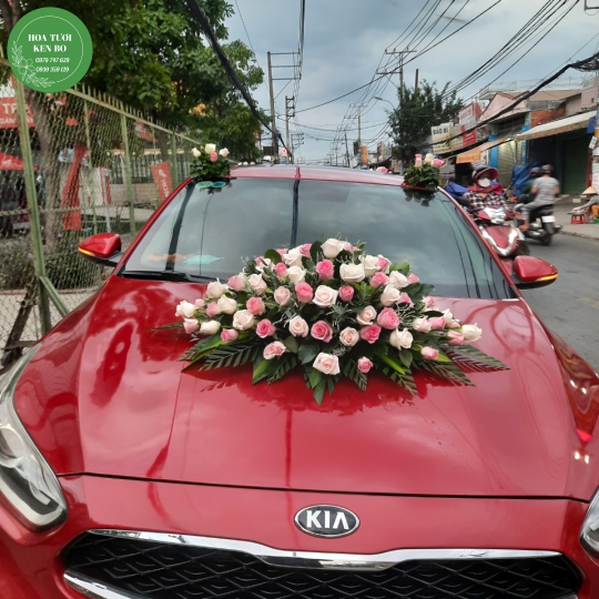 Trang trí xe cưới mẫu 9