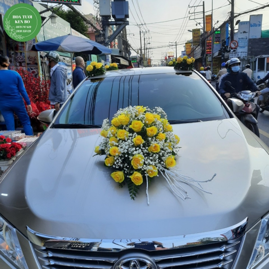 Trang trí xe cưới mẫu 7