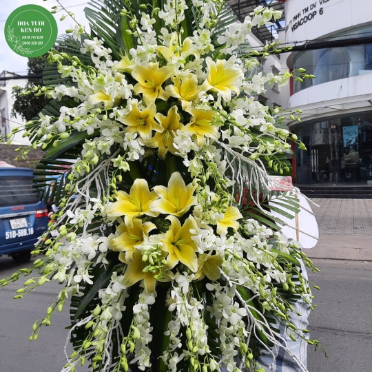 Hoa chia buồn mẫu 26