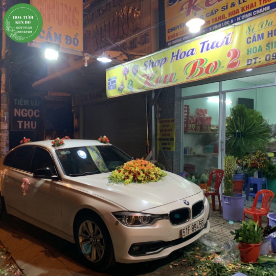 Trang trí xe cưới mẫu 1